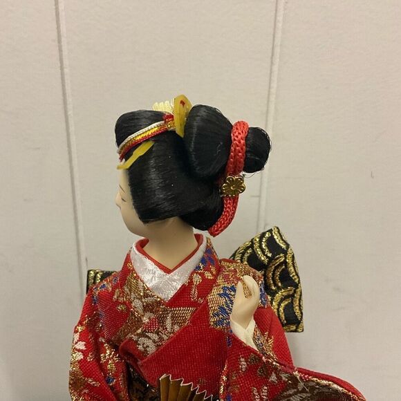 Vintage Antique 1940s Japanese Geisha Doll in Red & Gold Kimono 9” Cloth… - Picture 3 of 12